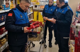 Gemlik’te Marketlere Zabıta Denetimi